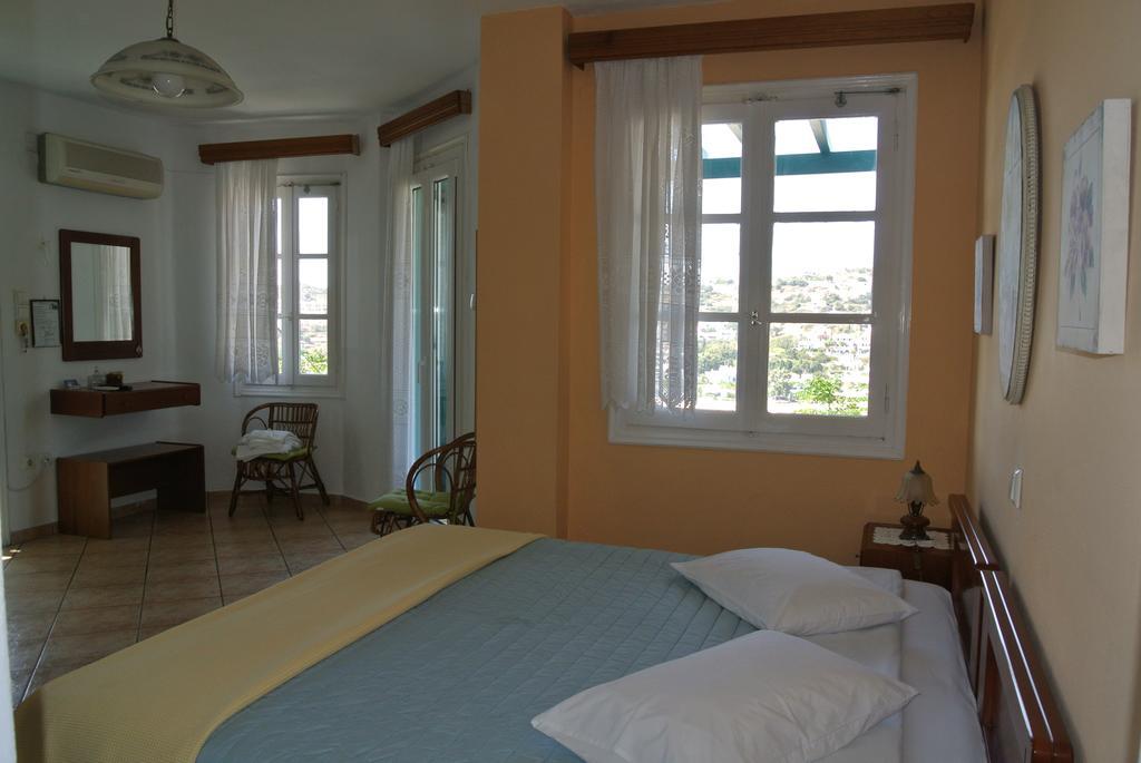 Meltemi Aparthotel Batsi Exterior foto